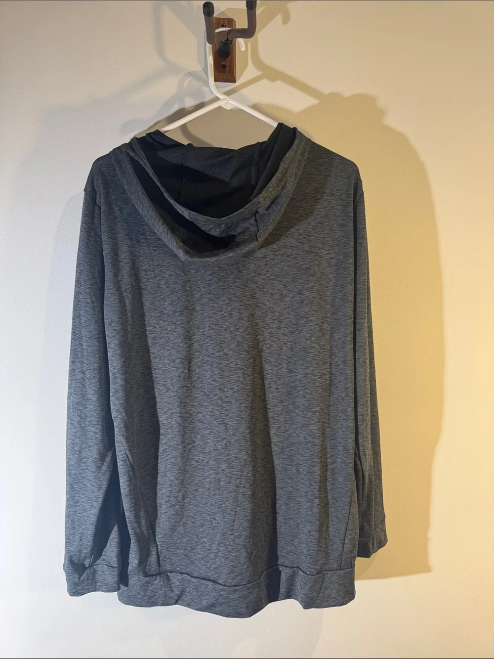Nike Men's Long Sleeve Hooded Performance Tee - Dark Gray